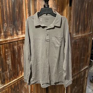 L.L. Bean Long Sleeve Pocket Polo, Medium, slightly fitted, grey/gray
